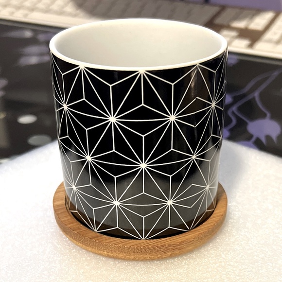 3 Inch Geometric Succulent Planter Pots with Drainage and Bamboo Tray - Picture 5 of 14